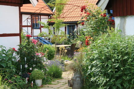<p><a href="http://www.bjorkeboda.se">www.bjorkeboda.se</a></p>